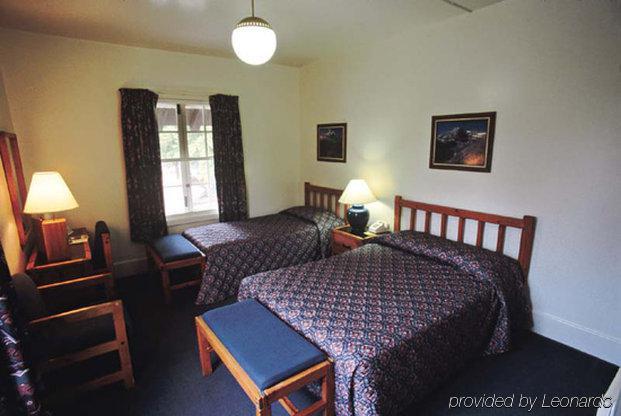 Motel Lake Mcdonald Уест Глейсиър Екстериор снимка